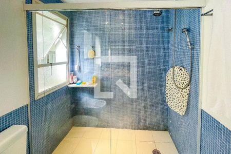 Apartamento à venda com 180m², 3 quartos e 3 vagasBanheiro da Suíte 2