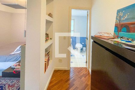 Apartamento à venda com 180m², 3 quartos e 3 vagasSuíte 