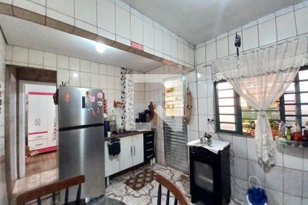 Casa para alugar com 130m², 3 quartos e 2 vagasCozinha