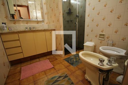 Casa para alugar com 893m², 4 quartos e 5 vagasBanheiro 3