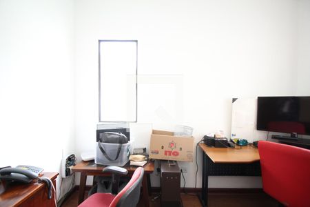 Casa para alugar com 893m², 4 quartos e 5 vagasEscritório