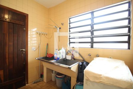 Casa para alugar com 893m², 4 quartos e 5 vagasLavanderia 