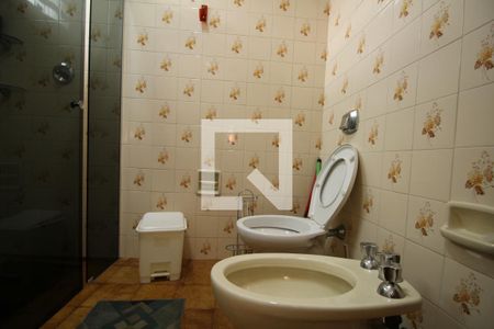 Casa para alugar com 893m², 4 quartos e 5 vagasBanheiro 3