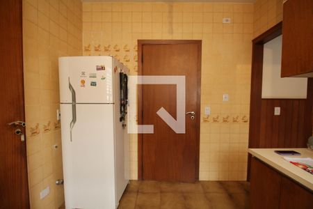 Casa para alugar com 893m², 4 quartos e 5 vagasCozinha 