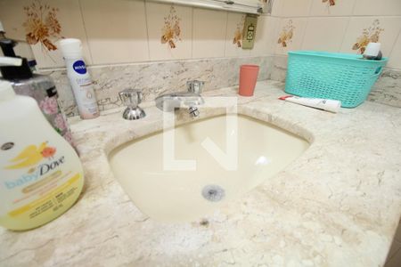 Casa para alugar com 893m², 4 quartos e 5 vagasBanheiro 2