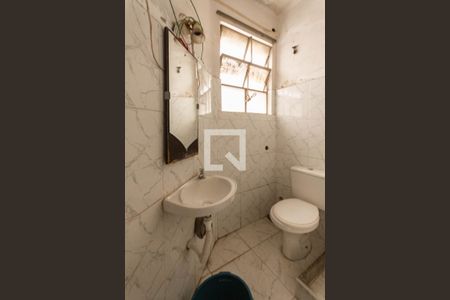 Apartamento à venda com 67m², 2 quartos e sem vagaBanheiro