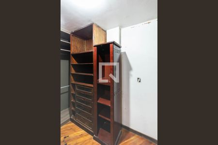 Casa à venda com 340m², 4 quartos e 3 vagasCloset Suíte