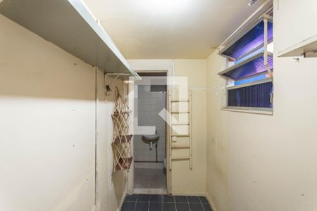 Casa à venda com 340m², 4 quartos e 3 vagasQuarto de Serviço