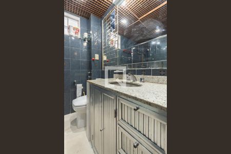 Casa à venda com 340m², 4 quartos e 3 vagasBanheiro Suíte