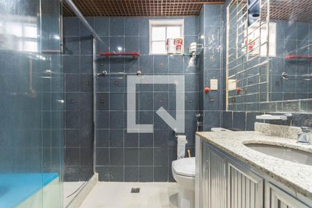 Casa à venda com 340m², 4 quartos e 3 vagasBanheiro Suíte