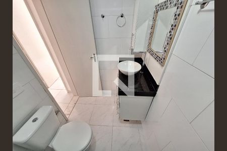 Apartamento à venda com 58m², 2 quartos e sem vagaBanheiro