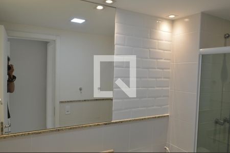 Apartamento à venda com 150m², 4 quartos e 2 vagasBanheiro