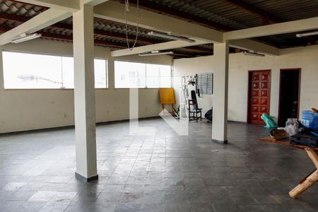 Casa à venda com 478m², 5 quartos e 2 vagasÁrea comum