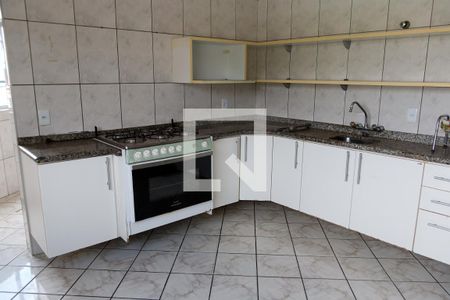 Casa à venda com 478m², 5 quartos e 2 vagasCozinha