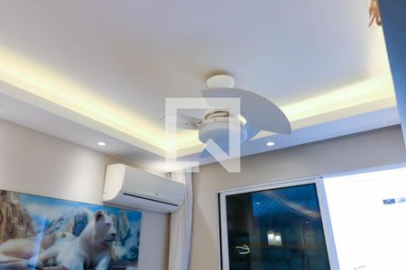 Sala de apartamento à venda com 2 quartos, 53m² em Encantado, Rio de Janeiro