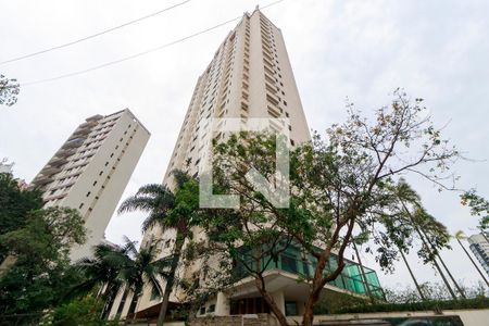 Apartamento à venda com 218m², 3 quartos e 3 vagasFachada
