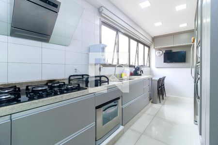 Apartamento à venda com 218m², 3 quartos e 3 vagasCozinha