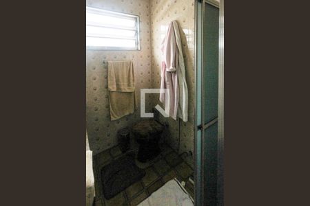 Casa à venda com 200m², 3 quartos e 4 vagasBanheiro da Suite