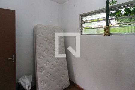Casa à venda com 200m², 3 quartos e 4 vagasQuarto de Serviço