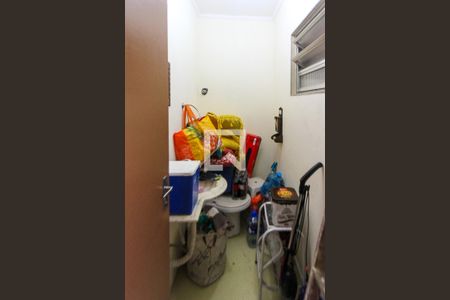 Casa à venda com 200m², 3 quartos e 4 vagasBanheiro de serviço