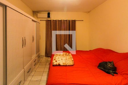 Casa à venda com 200m², 3 quartos e 4 vagasSuite