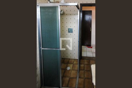 Casa à venda com 200m², 3 quartos e 4 vagasBanheiro da Suite