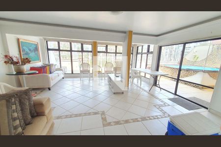 Apartamento à venda com 3 quartos, 220m² em Icaraí, Niterói