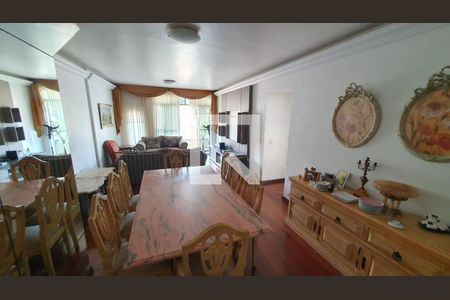 Apartamento à venda com 3 quartos, 220m² em Icaraí, Niterói