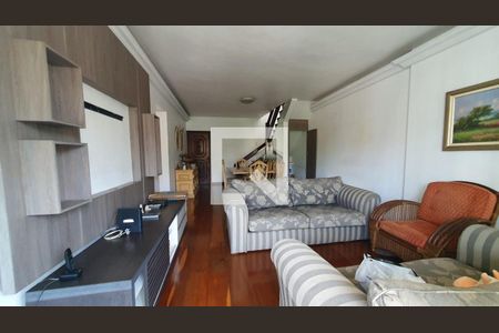 Apartamento à venda com 3 quartos, 220m² em Icaraí, Niterói