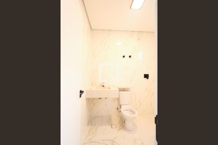 Casa à venda com 174m², 3 quartos e 3 vagasBanheiro da Suíte 3