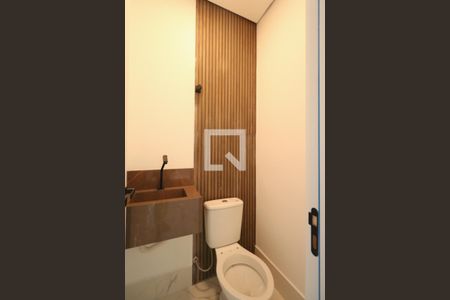 Casa à venda com 174m², 3 quartos e 3 vagasLavabo