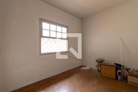 Casa à venda com 215m², 3 quartos e 2 vagasQuarto 2