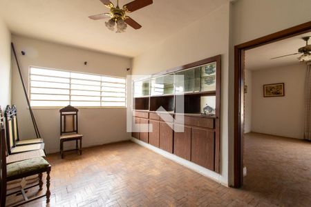 Casa à venda com 215m², 3 quartos e 2 vagasSala de Jantar