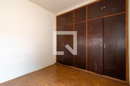 Casa à venda com 215m², 3 quartos e 2 vagasQuarto 1