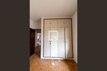 Casa à venda com 215m², 3 quartos e 2 vagasQuarto 2