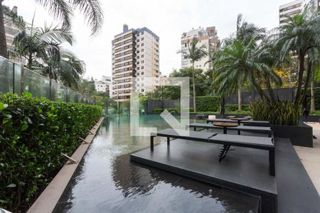 Apartamento à venda com 509m², 3 quartos e 4 vagas Apartamento à venda com 509m², 3 quartos e 4 vagasÁrea comum - Piscina