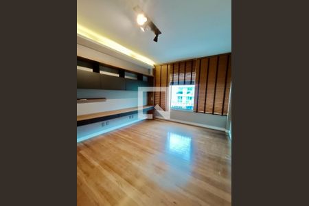 Apartamento para alugar com 241m², 5 quartos e 2 vagasCômodo 1