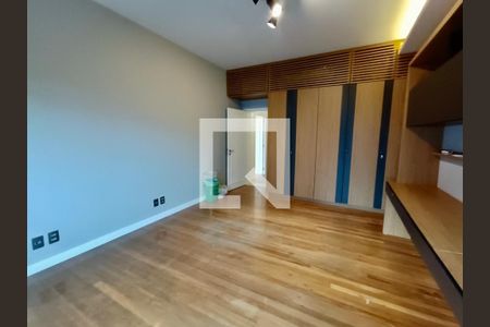 Apartamento para alugar com 241m², 5 quartos e 2 vagasCômodo 1