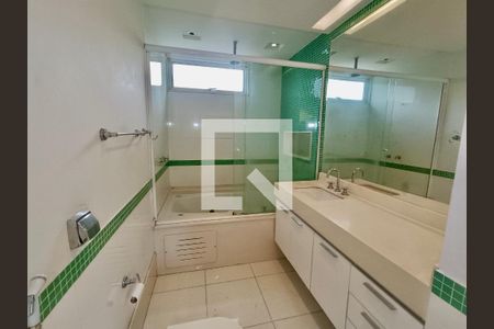 Apartamento para alugar com 241m², 5 quartos e 2 vagasSuíte 2 banheiro
