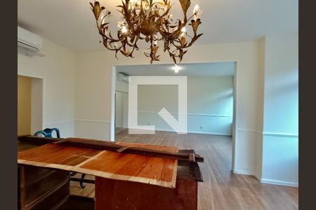 Apartamento para alugar com 241m², 5 quartos e 2 vagasSala