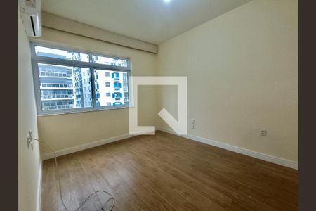 Apartamento para alugar com 241m², 5 quartos e 2 vagasSuíte master cômodo 2