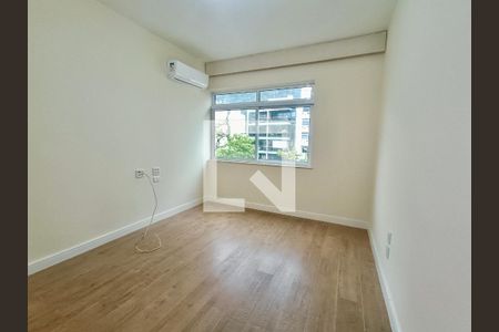 Apartamento para alugar com 241m², 5 quartos e 2 vagasSuíte master cômodo 2