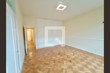 Apartamento para alugar com 241m², 5 quartos e 2 vagasSuíte 1