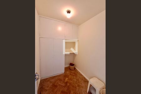 Apartamento para alugar com 241m², 5 quartos e 2 vagasQuarto serviço 1