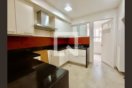 Apartamento para alugar com 241m², 5 quartos e 2 vagasCopa Cozinha