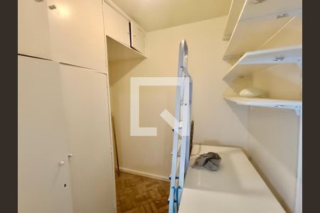 Apartamento para alugar com 241m², 5 quartos e 2 vagasQuarto serviço 2