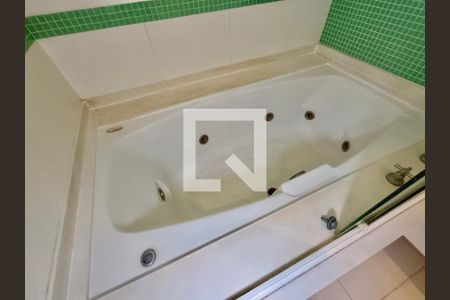 Apartamento para alugar com 241m², 5 quartos e 2 vagasSuíte 2 banheiro