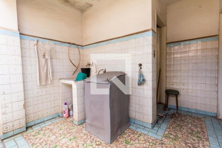 Casa à venda com 150m², 3 quartos e 1 vagaÁrea de Serviço