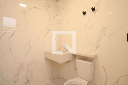 Casa à venda com 174m², 3 quartos e 3 vagasBanheiro da Suíte 3