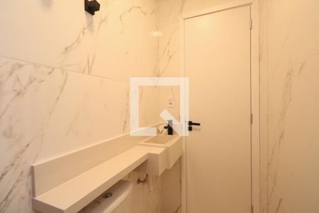 Casa à venda com 174m², 3 quartos e 3 vagasBanheiro da Suíte 1